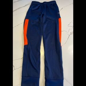 Boys size 14-16 sports pants fits more like a 10-12